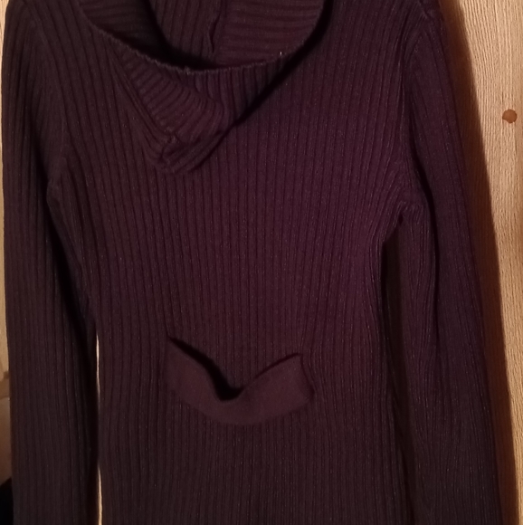 Sweater - Picture 2 of 2